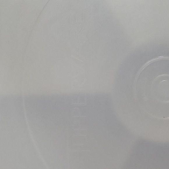 Tupperware Party Susan White Divided Serving Tray with Lid - Picture 6 of 7